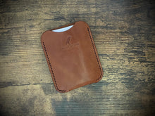 Load image into Gallery viewer, Slim Heron Wallet with Money Clip
