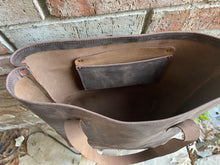 Load image into Gallery viewer, Rustic Leather Tote Bag
